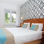 Domaro Guest house 3*