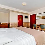 Guest house Domaro