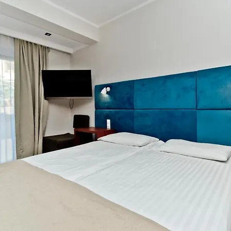 Domaro Guest house *